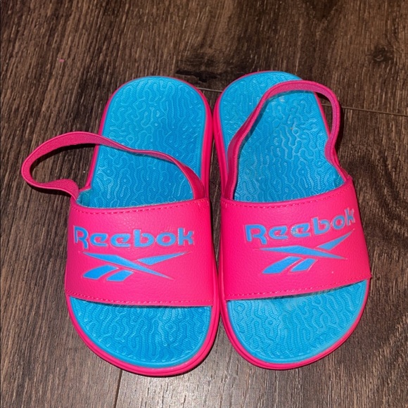 Toddler Slide Sandals - Picture 1 of 1
